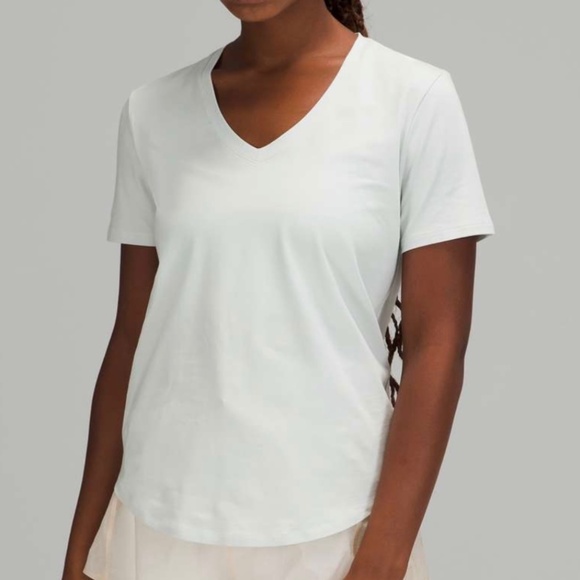 Lululemon Love Tee Short Sleeve V-Neck T-Shirt in Ocean Air - Picture 1 of 6
